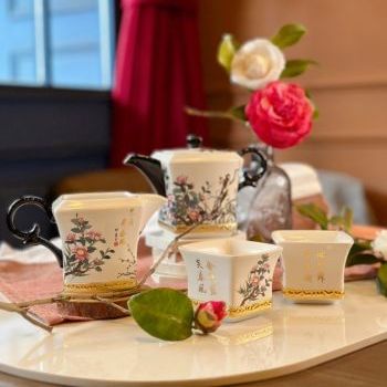 茶壺茶杯外觀