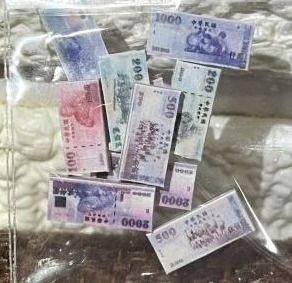 新臺幣小物外觀